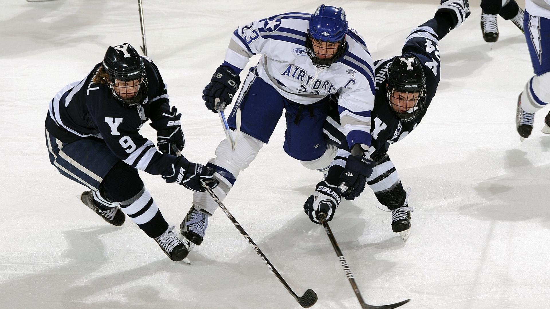“关键战役讲述：最悬念的九局攻防，扣人心弦”，九局是指